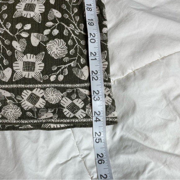 Max Studio Green and Ecru Floral Pants 3XL - Picture 5 of 10